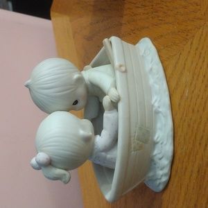 PRECIOUS MOMENTS "FRIENDS NEVER DRIFT APART" 1985 💕❤️